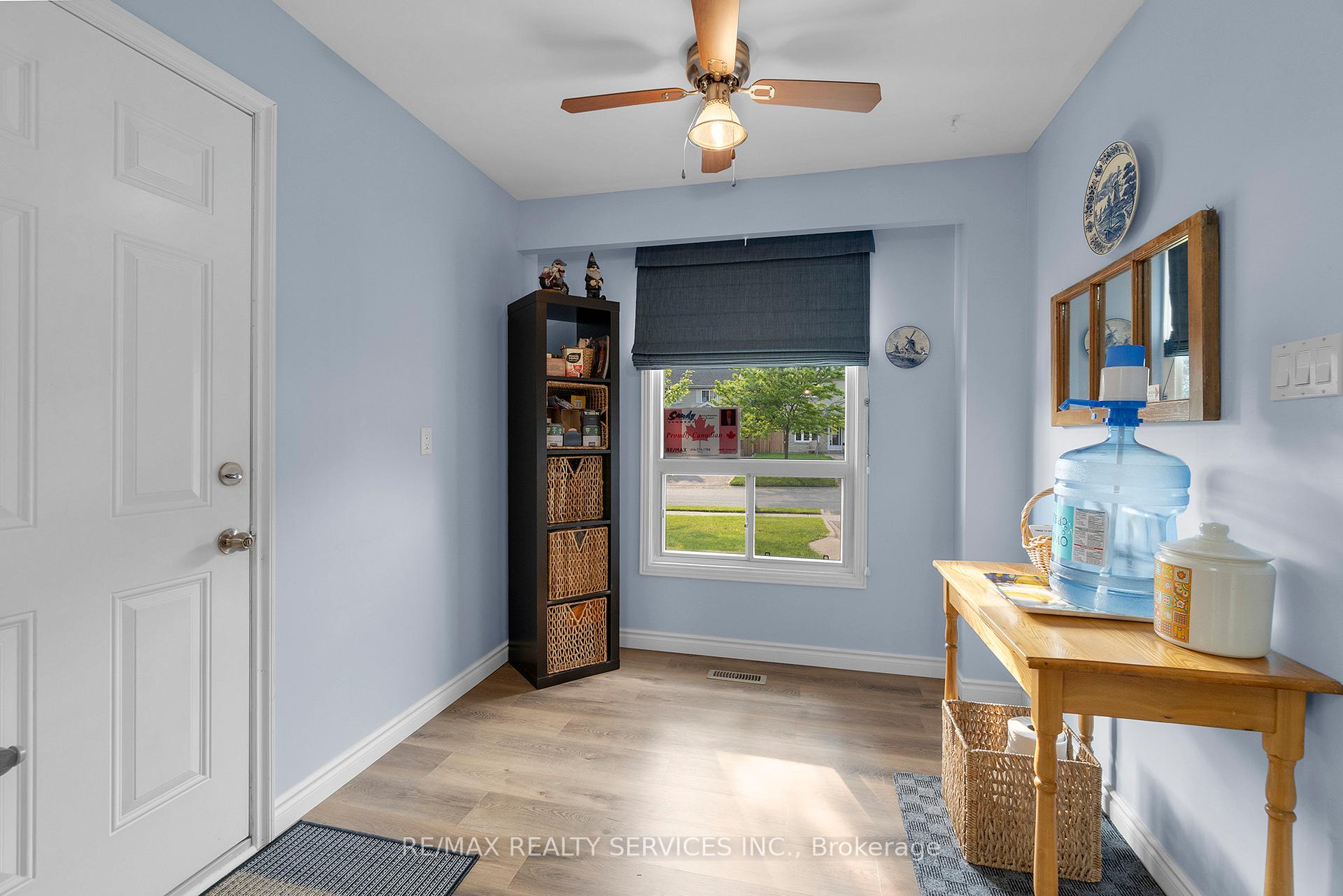 Photo 12 of 22 Nottawasaga Crescent, Brampton, Heart Lake West — HOMEH