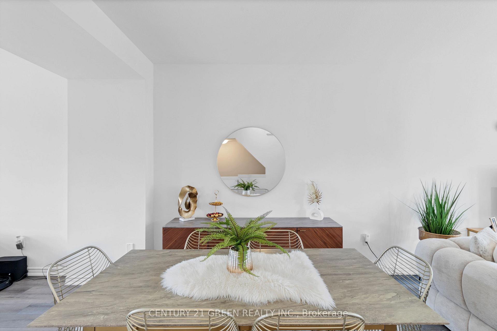 Photo 19 of Unit 62, 61 Soho Street, Hamilton, Stoney Creek Mountain — HOMEH