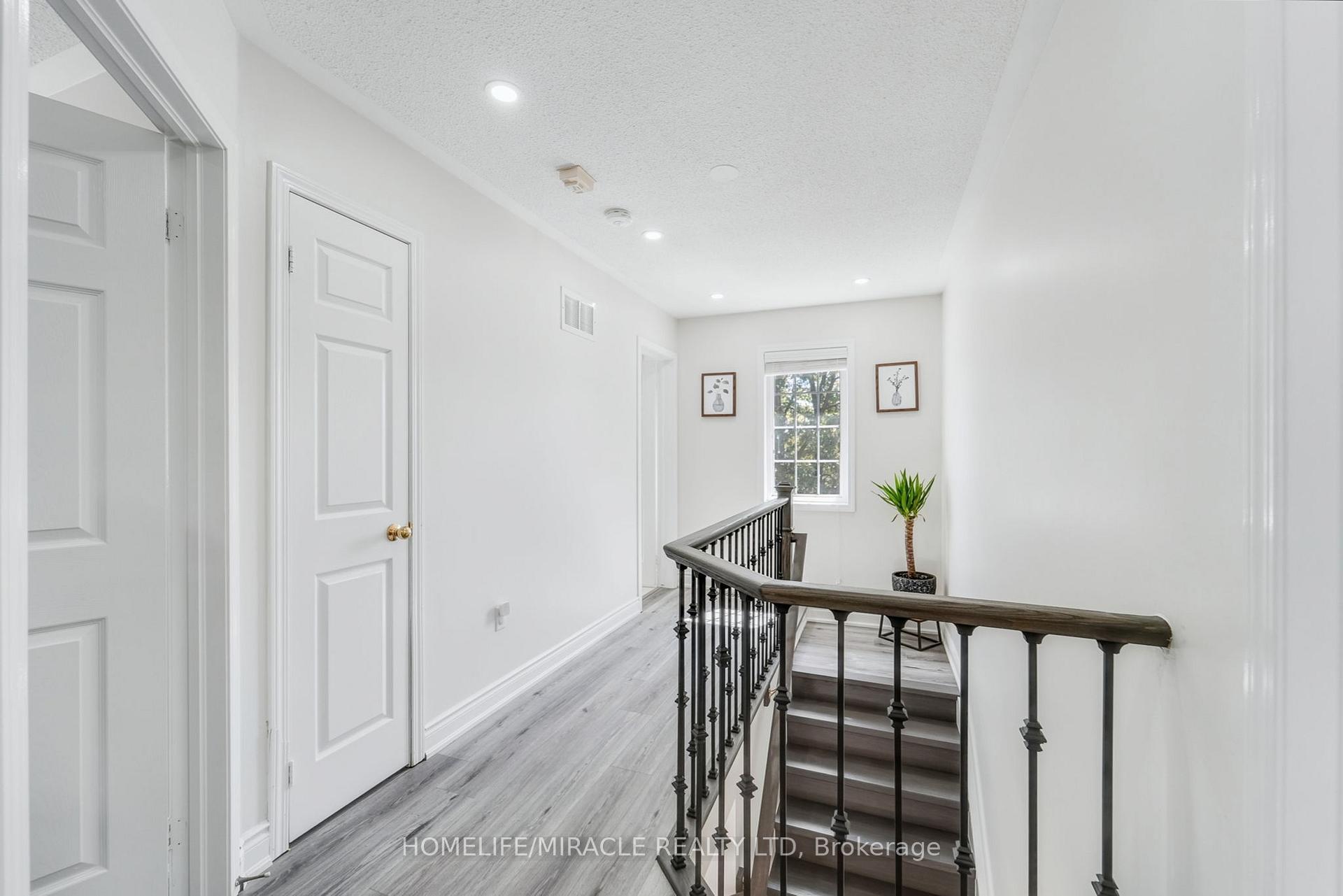 Photo 19 of 48 Jessop Drive, Brampton, Fletcher's Meadow — HOMEH