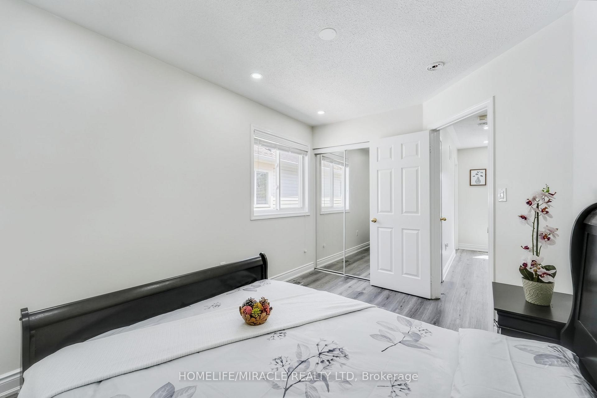 Photo 29 of 48 Jessop Drive, Brampton, Fletcher's Meadow — HOMEH