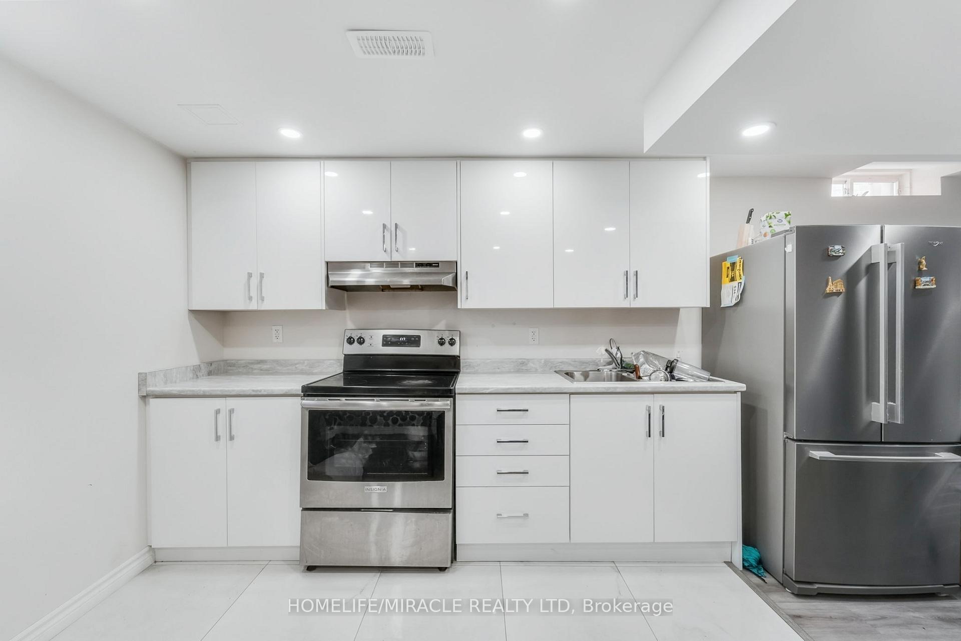 Photo 37 of 48 Jessop Drive, Brampton, Fletcher's Meadow — HOMEH