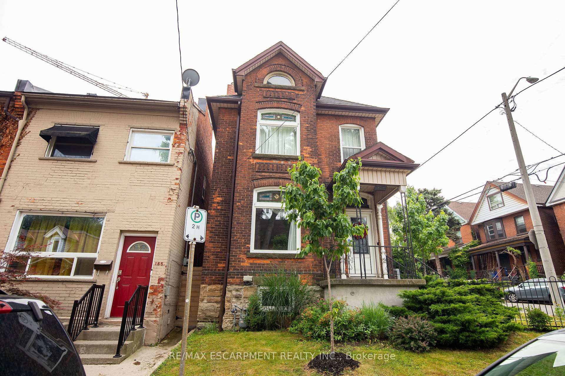 Photo 4 of 167 Napier Street, Hamilton, Strathcona — HOMEH