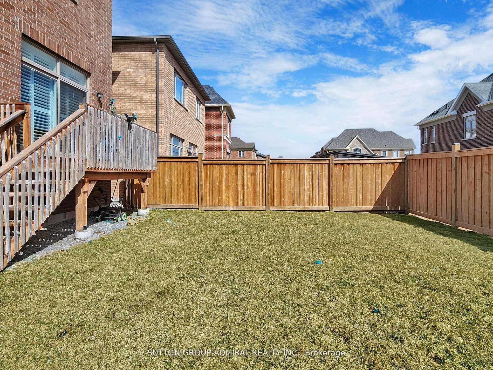 Photo 39 of 40 Brabin Circle, Whitby, Rural Whitby — HOMEH