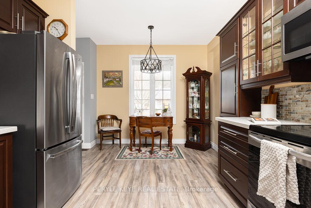Photo 2 of 148 Pineridge Gate, Gravenhurst, Muskoka (S) — HOMEH