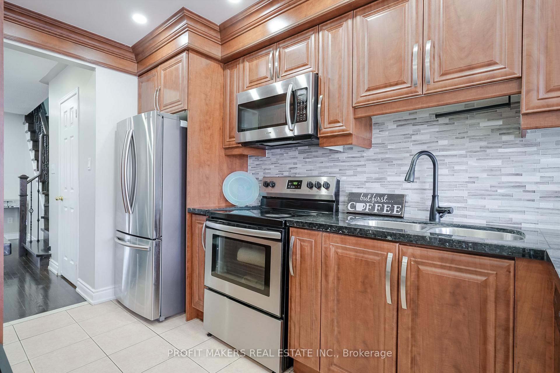Photo 31 of 109 Tiller Trail, Brampton, Fletcher's Creek Village — HOMEH