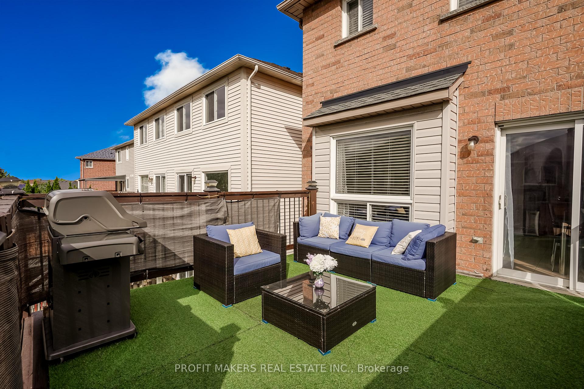 Photo 20 of 109 Tiller Trail, Brampton, Fletcher's Creek Village — HOMEH
