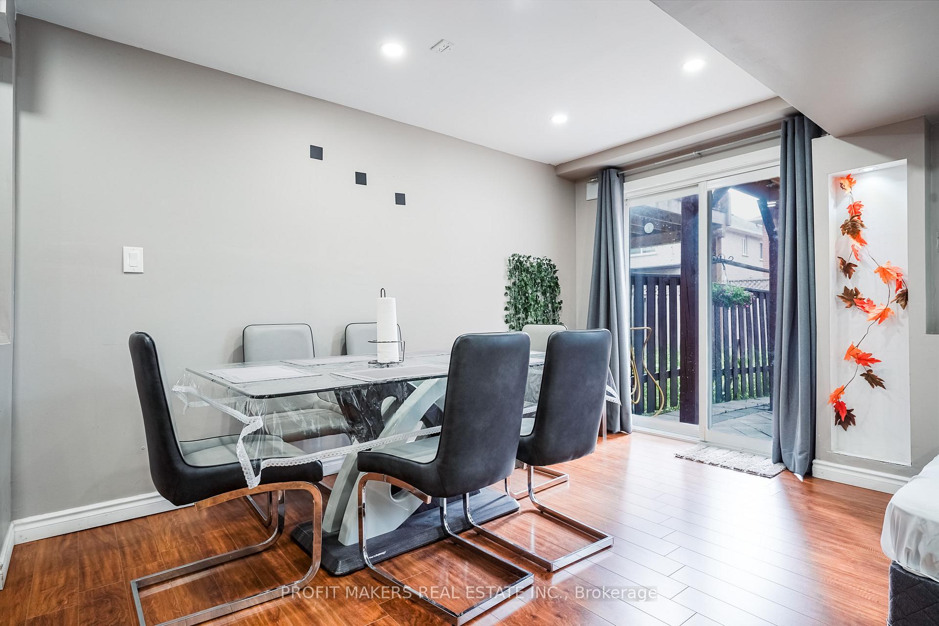 Photo 28 of 109 Tiller Trail, Brampton, Fletcher's Creek Village — HOMEH
