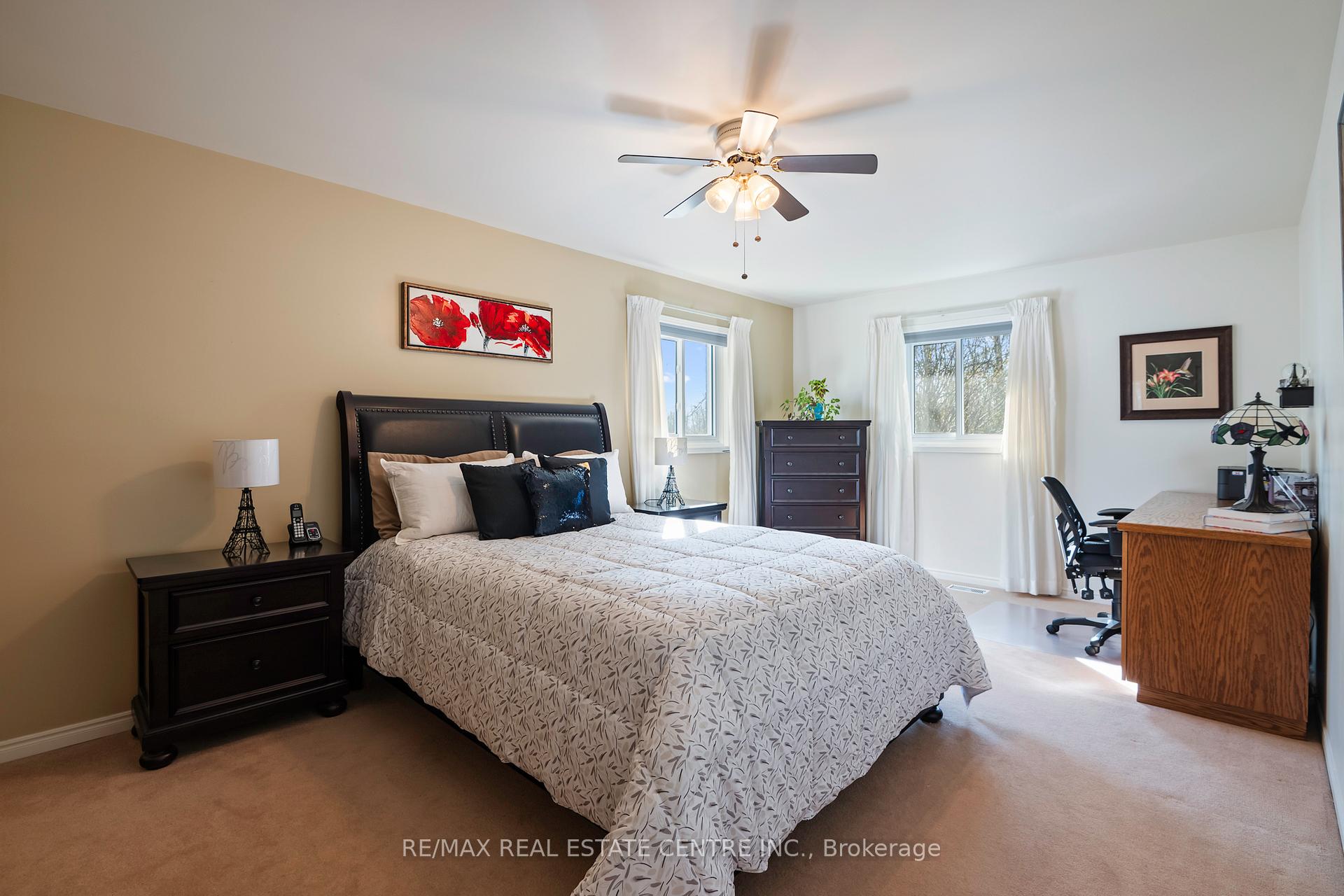 Photo 13 of 24 Wilson Crescent, Southgate — HOMEH