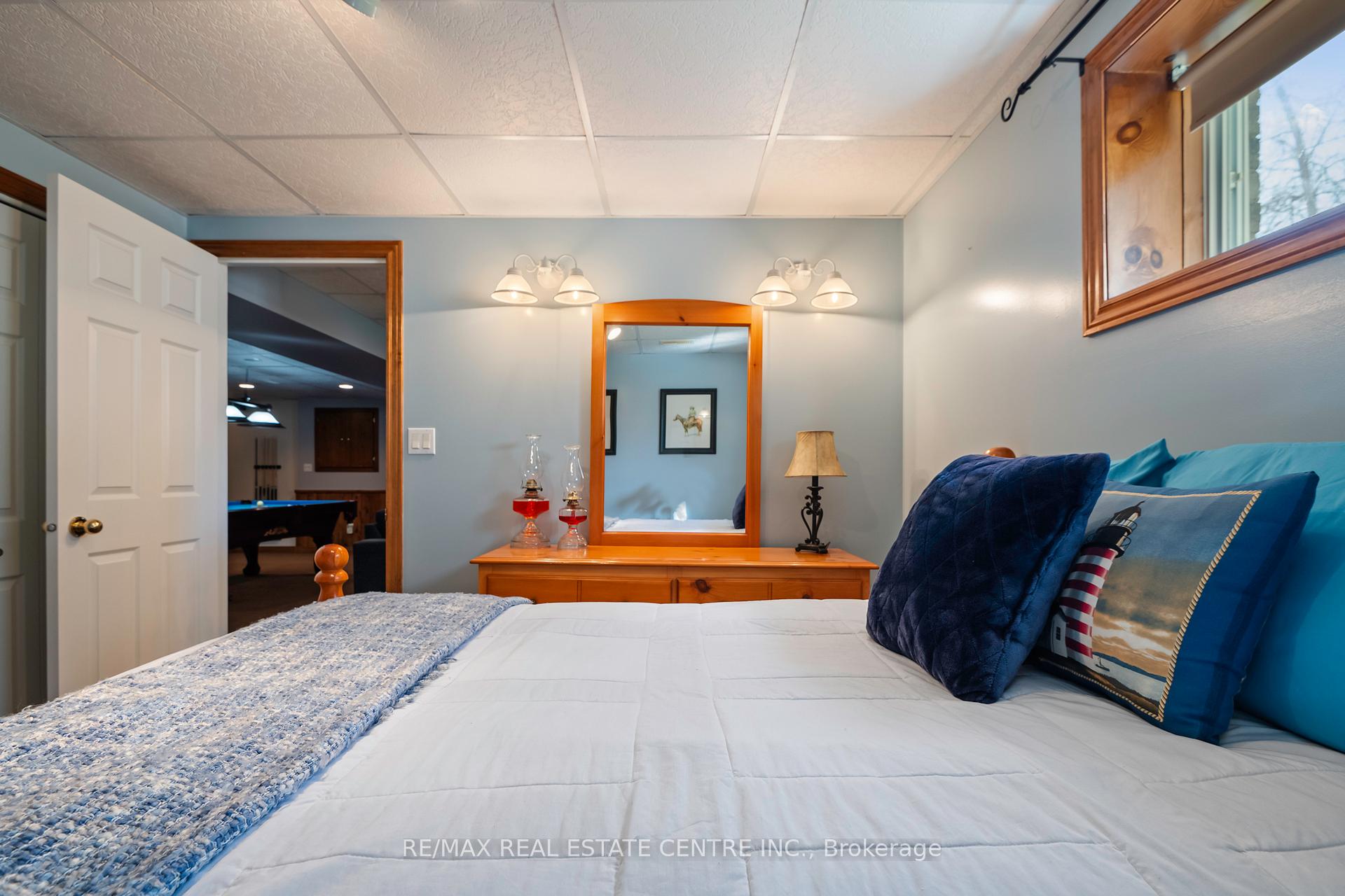 Photo 21 of 24 Wilson Crescent, Southgate — HOMEH