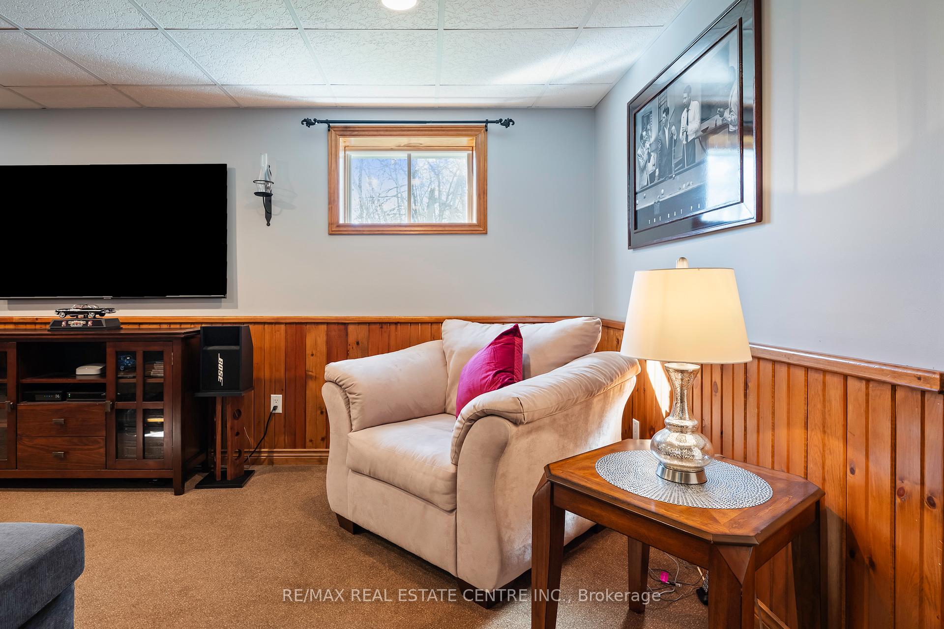 Photo 25 of 24 Wilson Crescent, Southgate — HOMEH