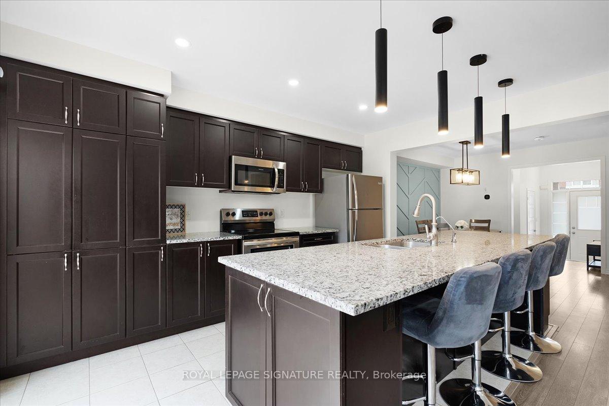 Photo 8 of Unit 105, 143 Ridge Road, Cambridge, Hagey — HOMEH