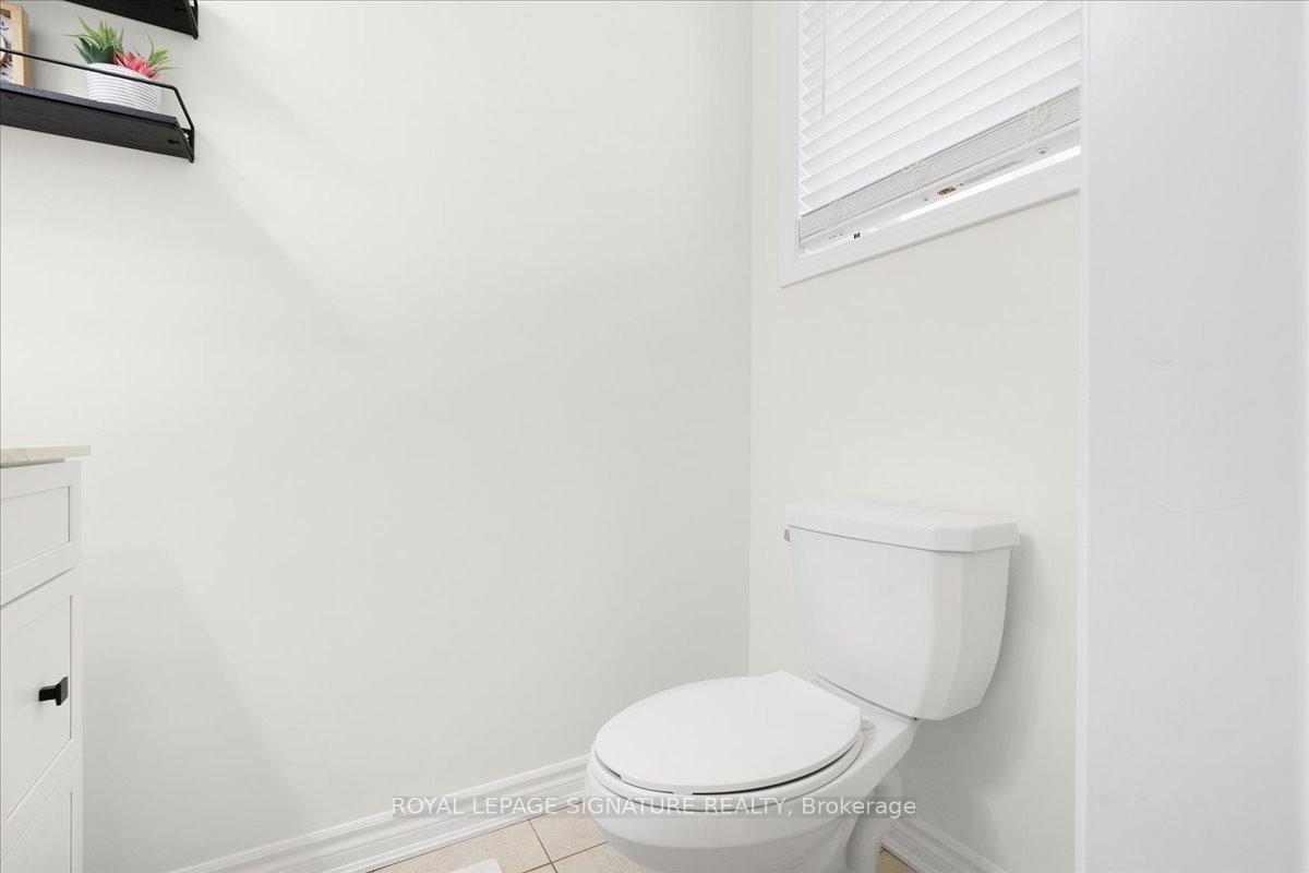 Photo 14 of Unit 105, 143 Ridge Road, Cambridge, Hagey — HOMEH