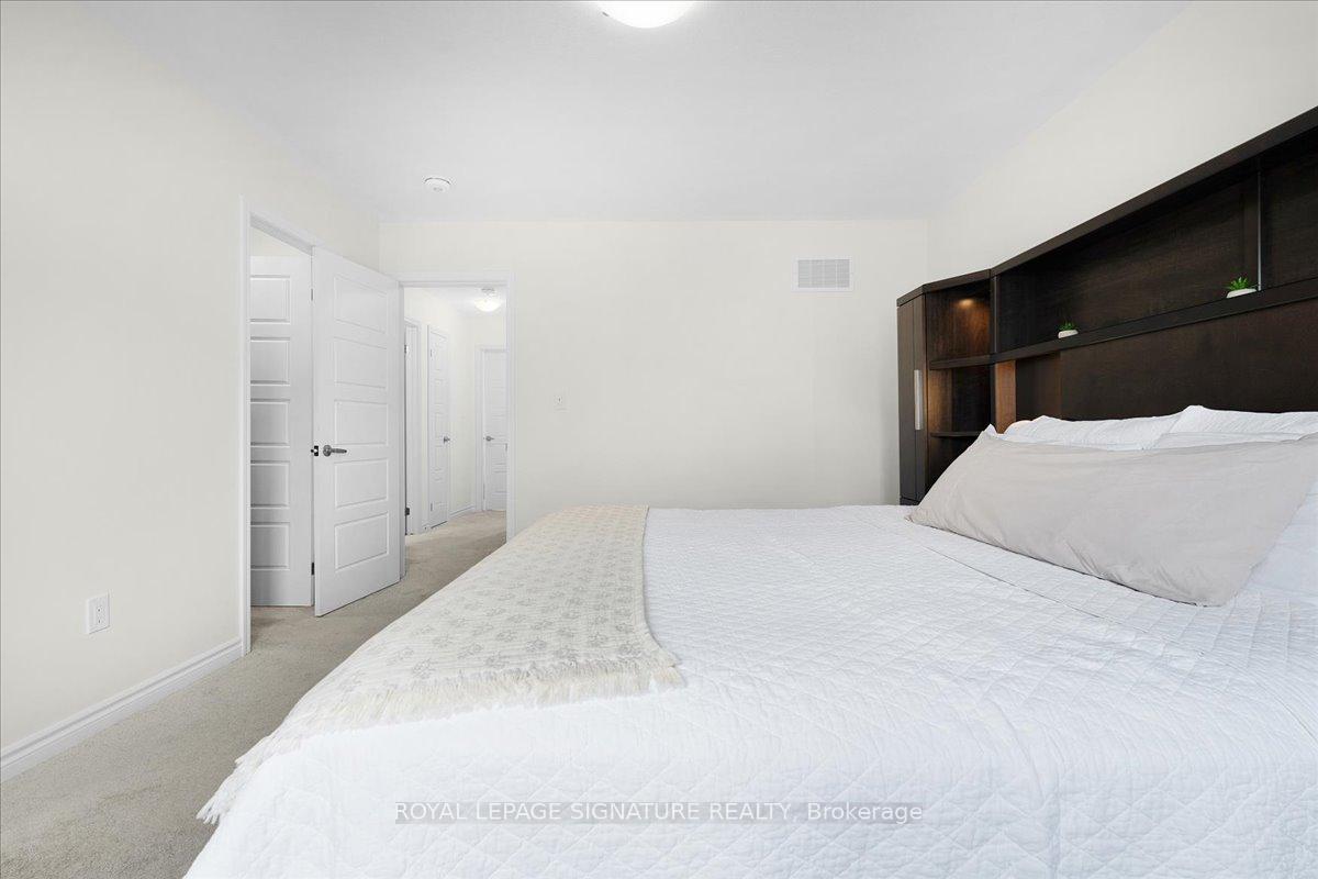 Photo 13 of Unit 105, 143 Ridge Road, Cambridge, Hagey — HOMEH
