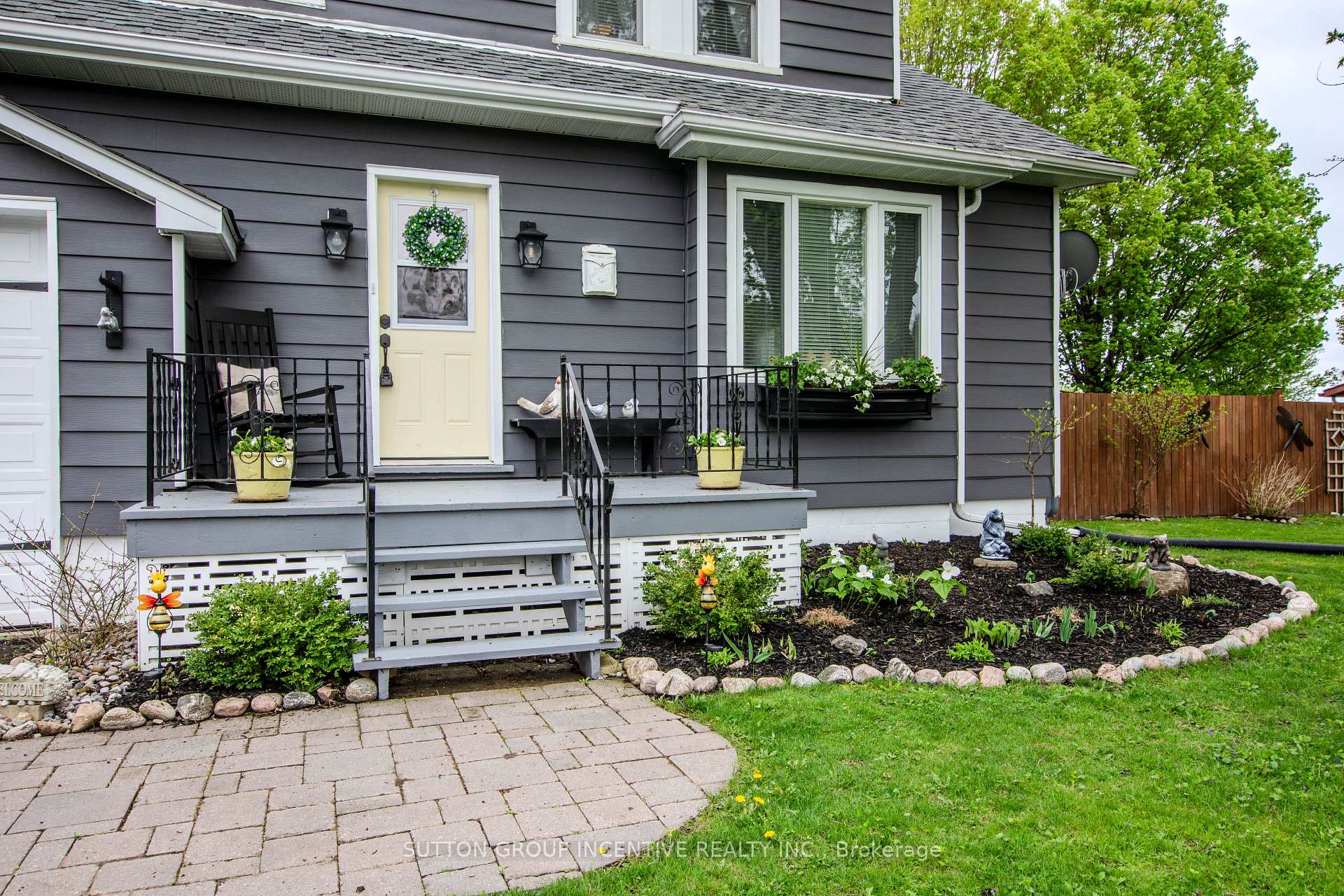 Photo 3 of 357 Lafontaine Road W, Tiny, Lafontaine — HOMEH