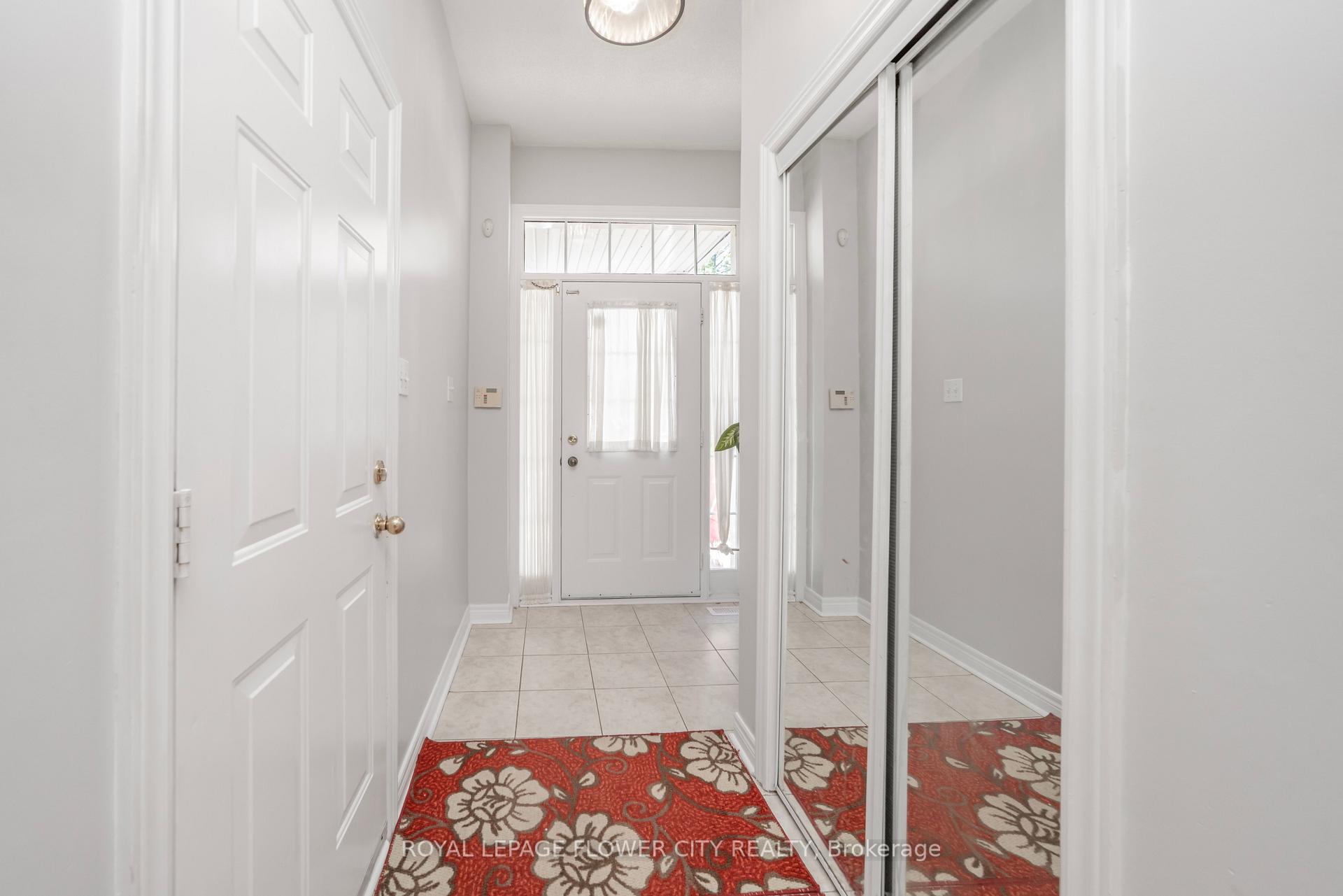 Photo 2 of 18 Nathaniel Crescent, Brampton, Bram West — HOMEH