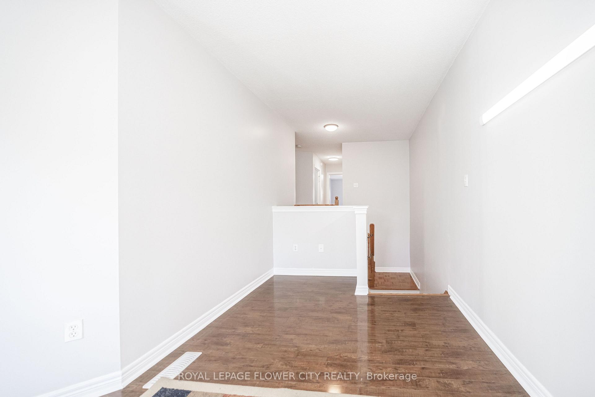 Photo 17 of 18 Nathaniel Crescent, Brampton, Bram West — HOMEH