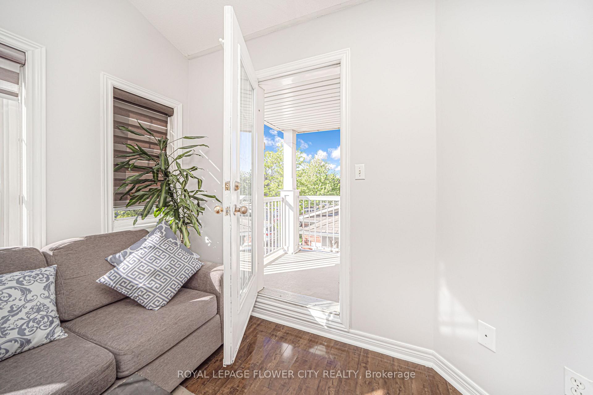 Photo 20 of 18 Nathaniel Crescent, Brampton, Bram West — HOMEH