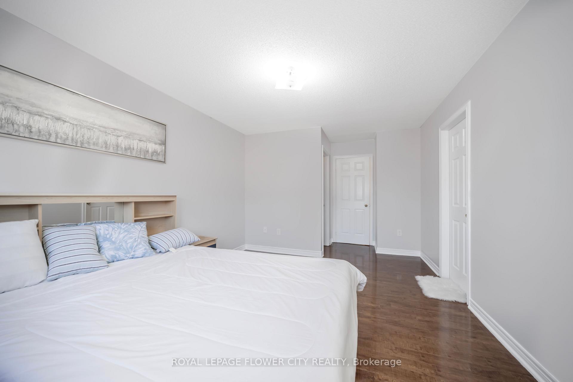 Photo 24 of 18 Nathaniel Crescent, Brampton, Bram West — HOMEH