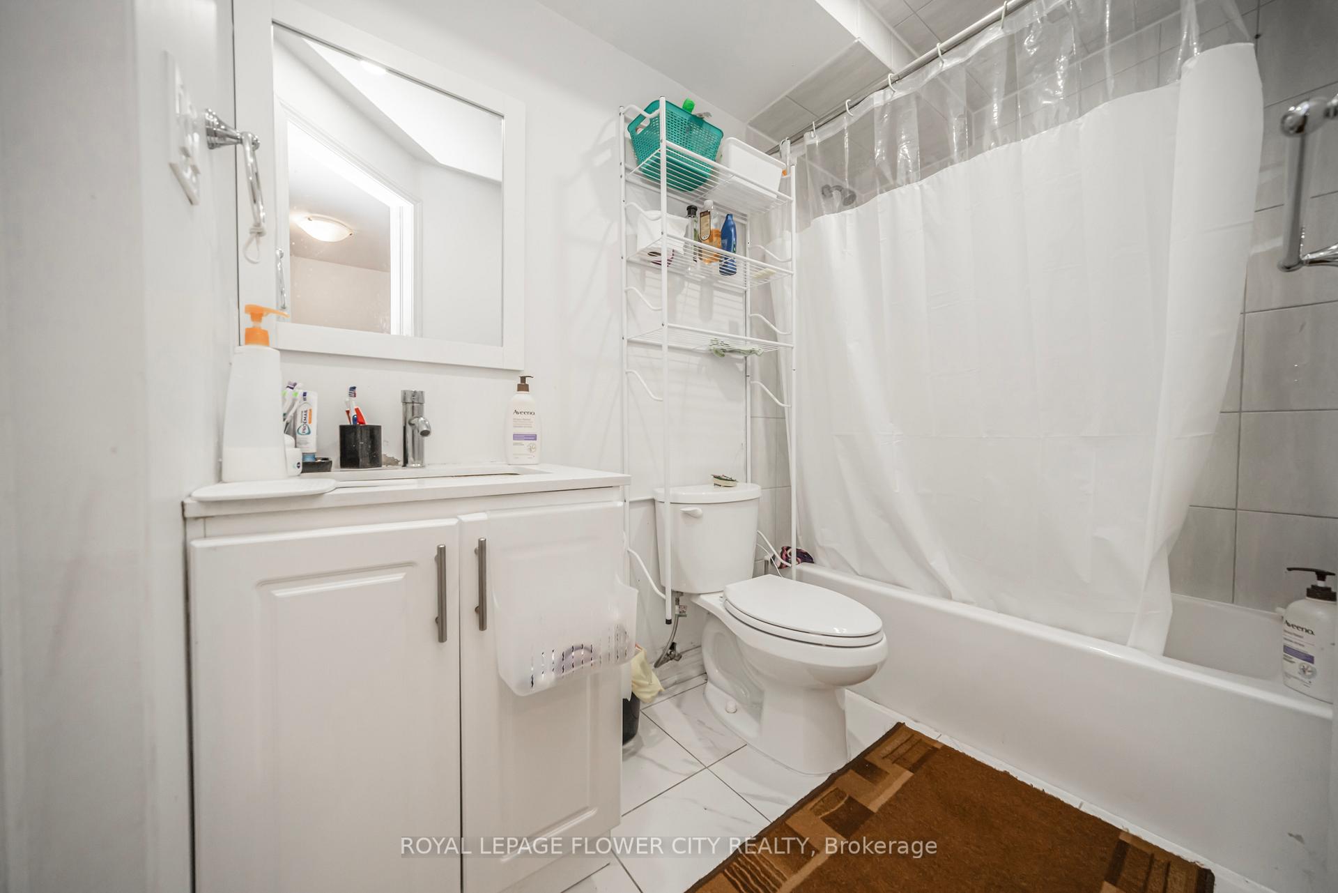 Photo 50 of 18 Nathaniel Crescent, Brampton, Bram West — HOMEH