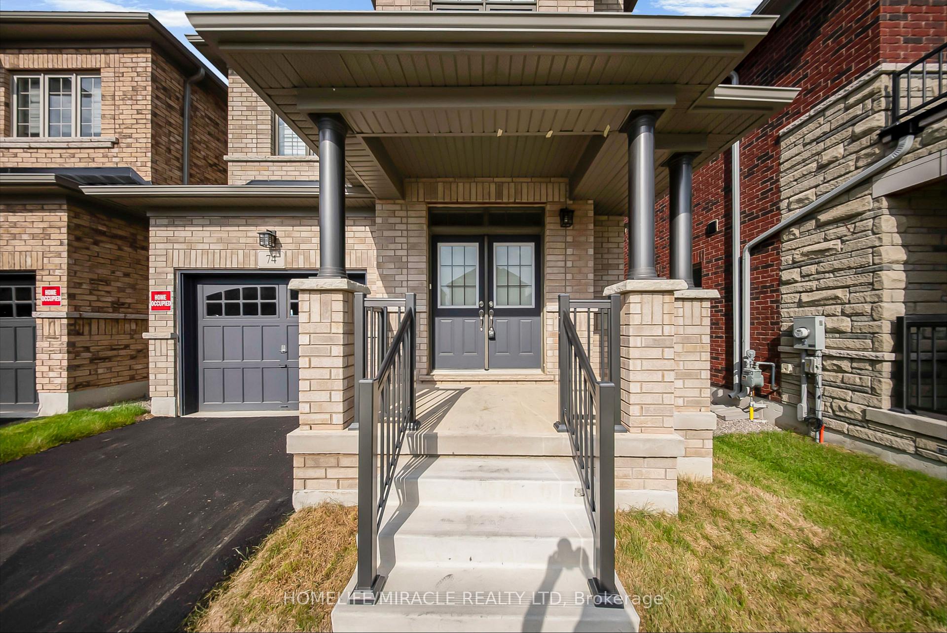 Photo 3 of 74 Attwater Drive, Cambridge — HOMEH
