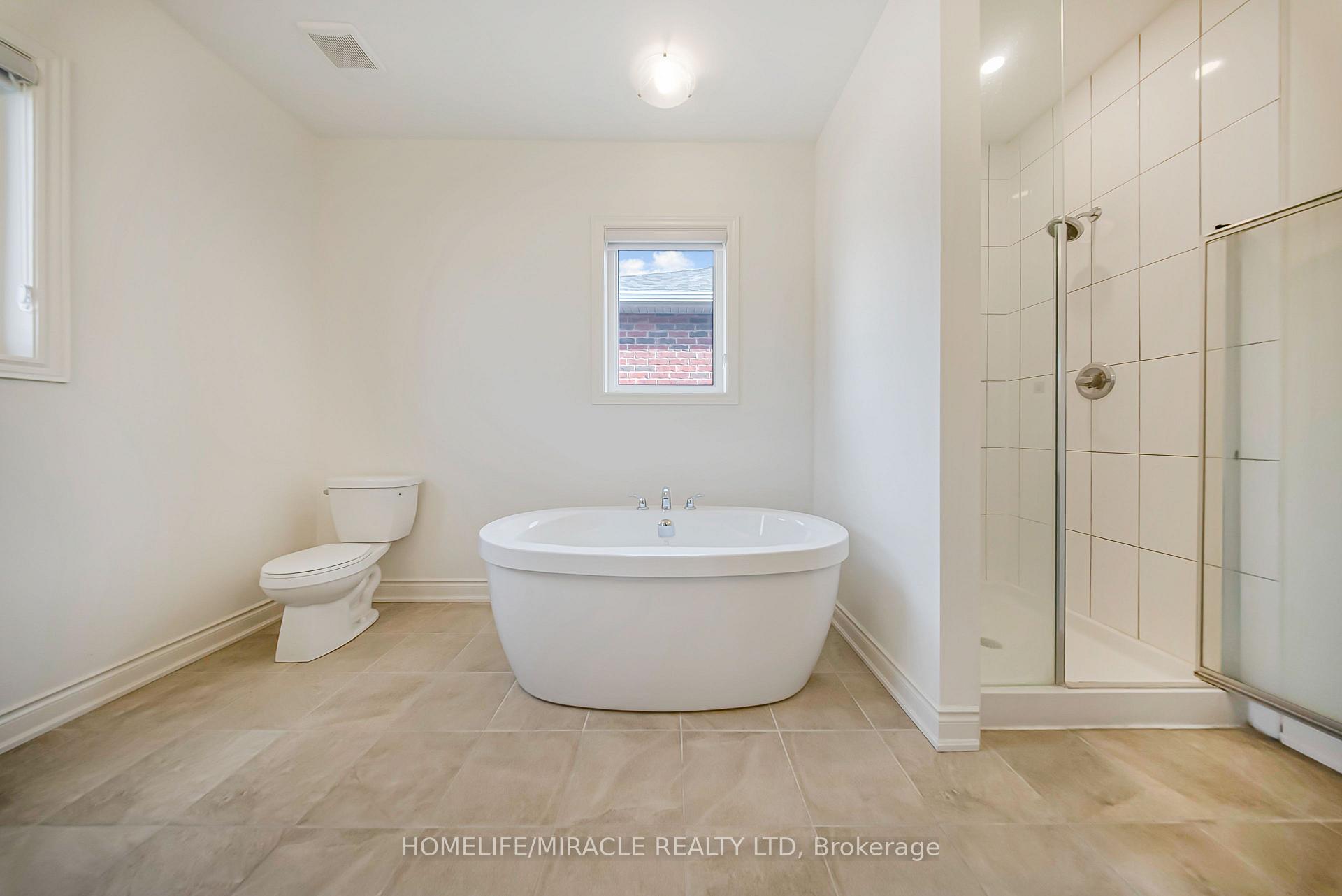 Photo 27 of 74 Attwater Drive, Cambridge — HOMEH