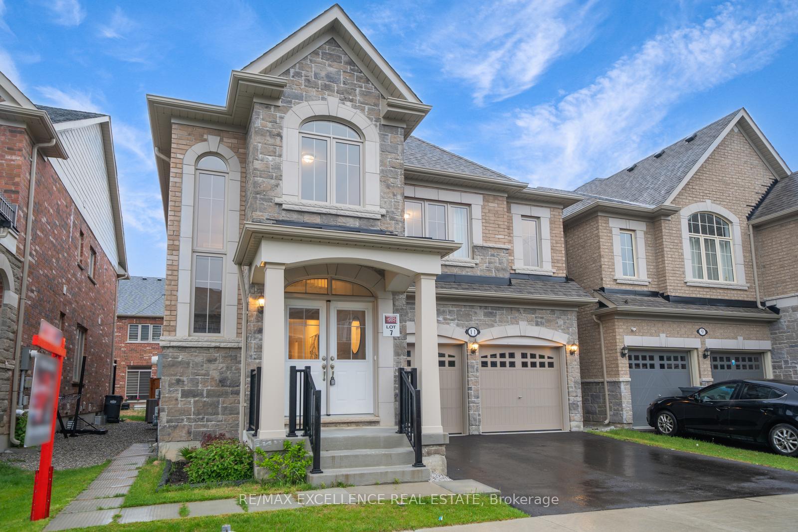 Photo 12 of 11 Gosset Road, Brampton, Northwest Brampton — HOMEH