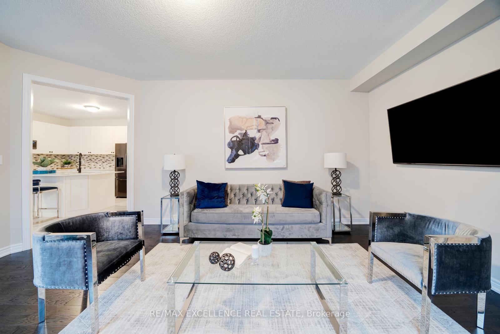 Photo 7 of 11 Gosset Road, Brampton, Northwest Brampton — HOMEH