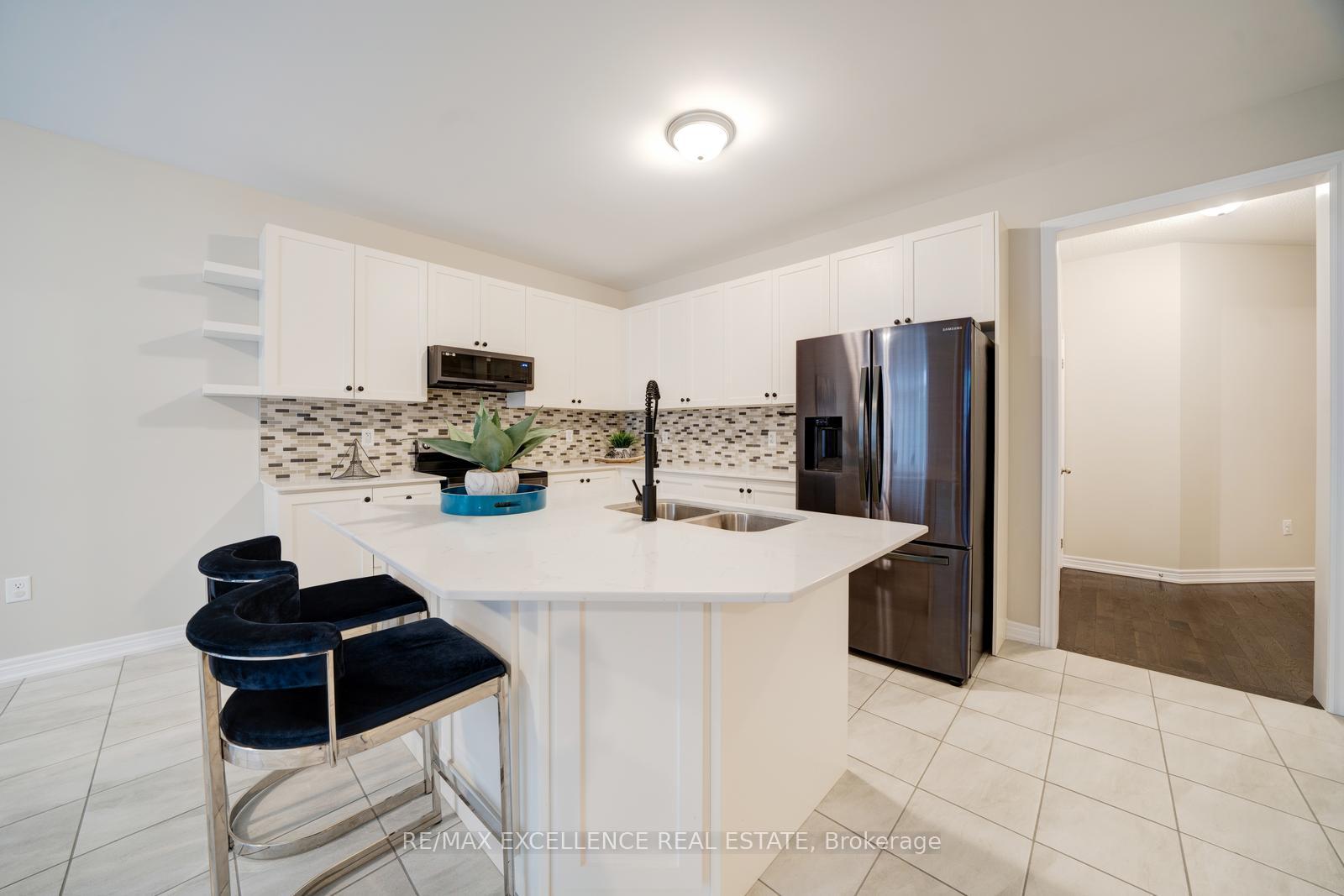 Photo 15 of 11 Gosset Road, Brampton, Northwest Brampton — HOMEH