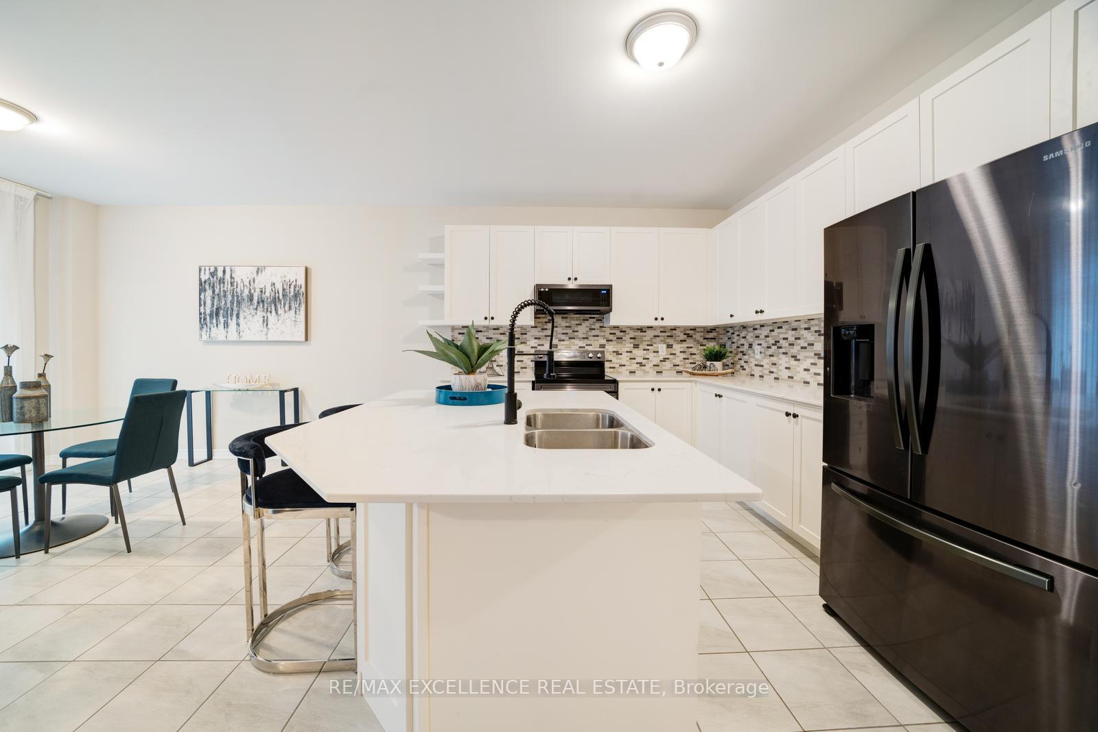 Photo 16 of 11 Gosset Road, Brampton, Northwest Brampton — HOMEH