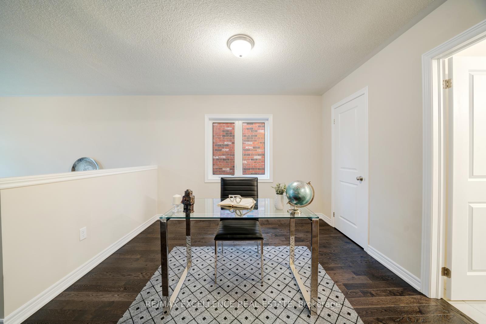 Photo 23 of 11 Gosset Road, Brampton, Northwest Brampton — HOMEH