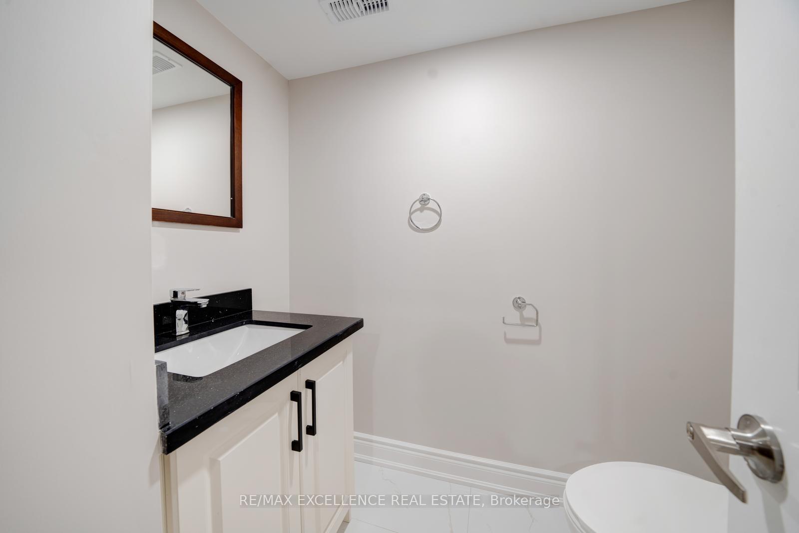 Photo 47 of 11 Gosset Road, Brampton, Northwest Brampton — HOMEH