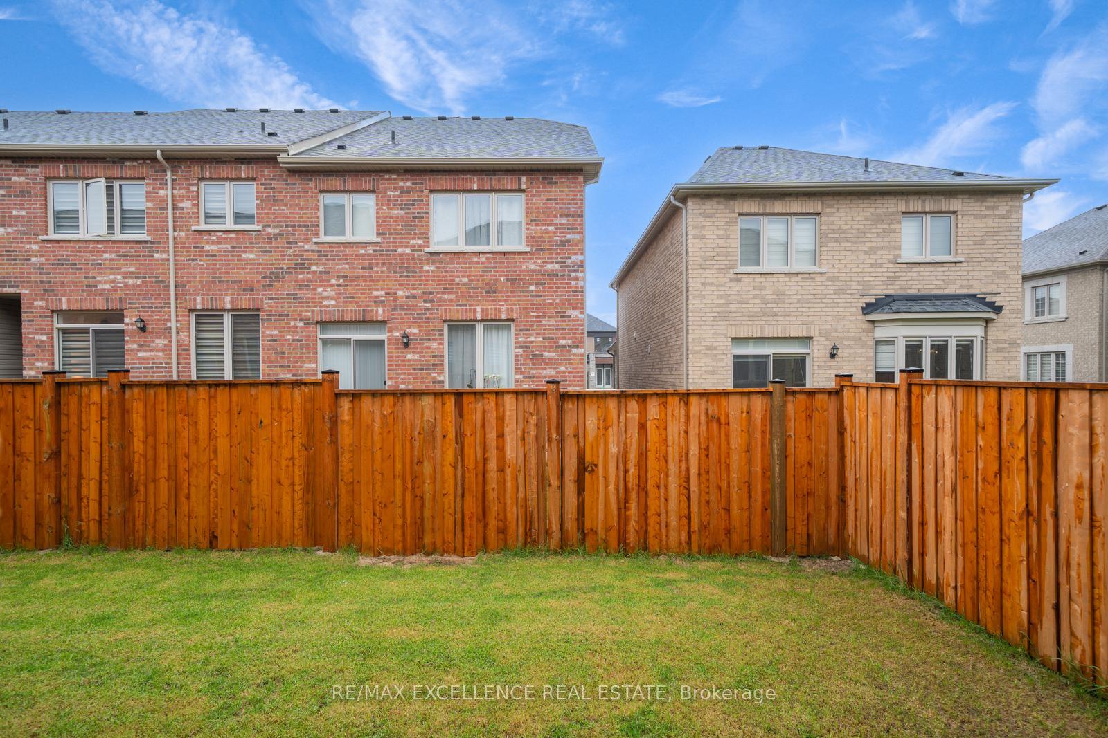 Photo 50 of 11 Gosset Road, Brampton, Northwest Brampton — HOMEH