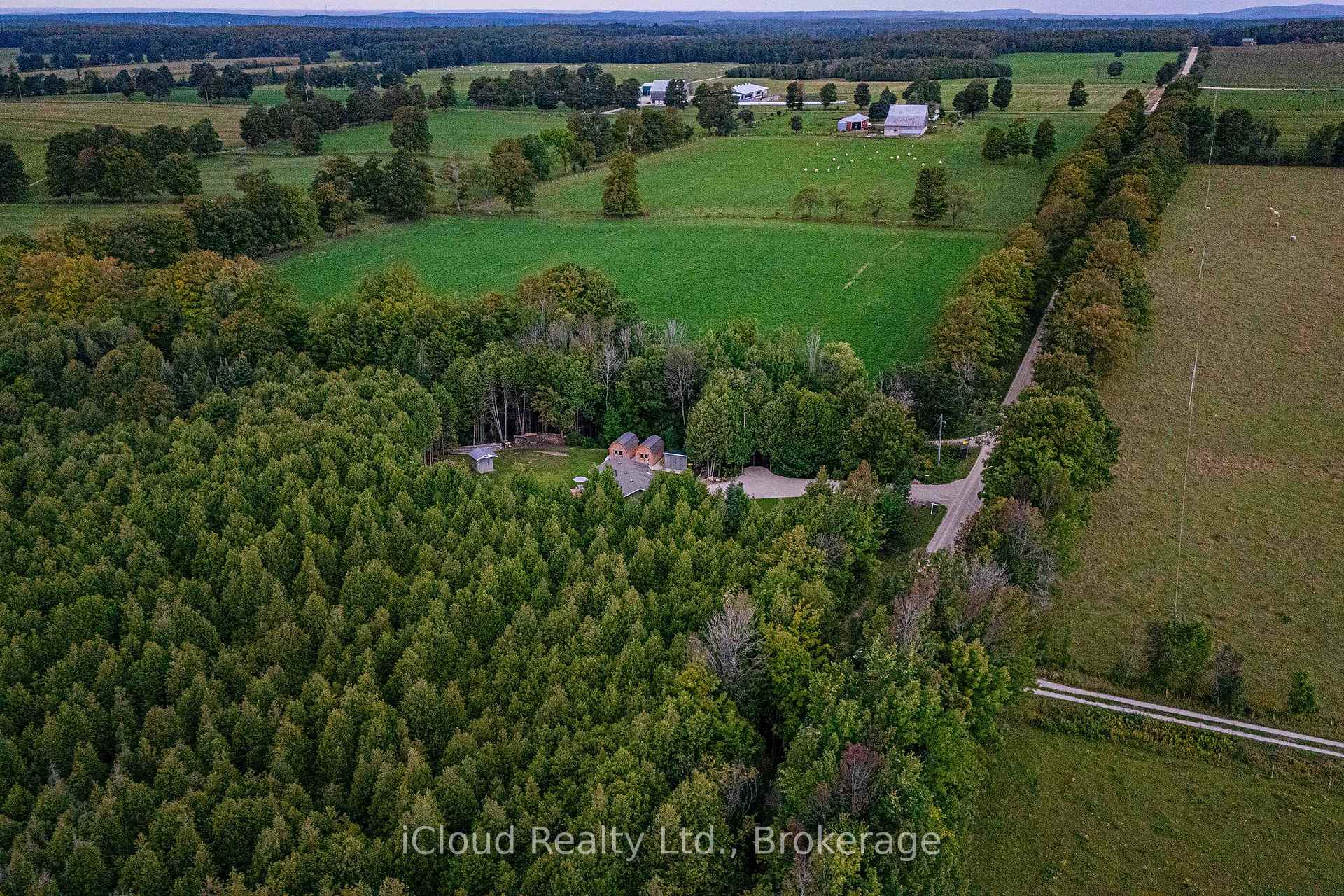 Photo 6 of 414156 41 b sideroad Street, Grey Highlands — HOMEH
