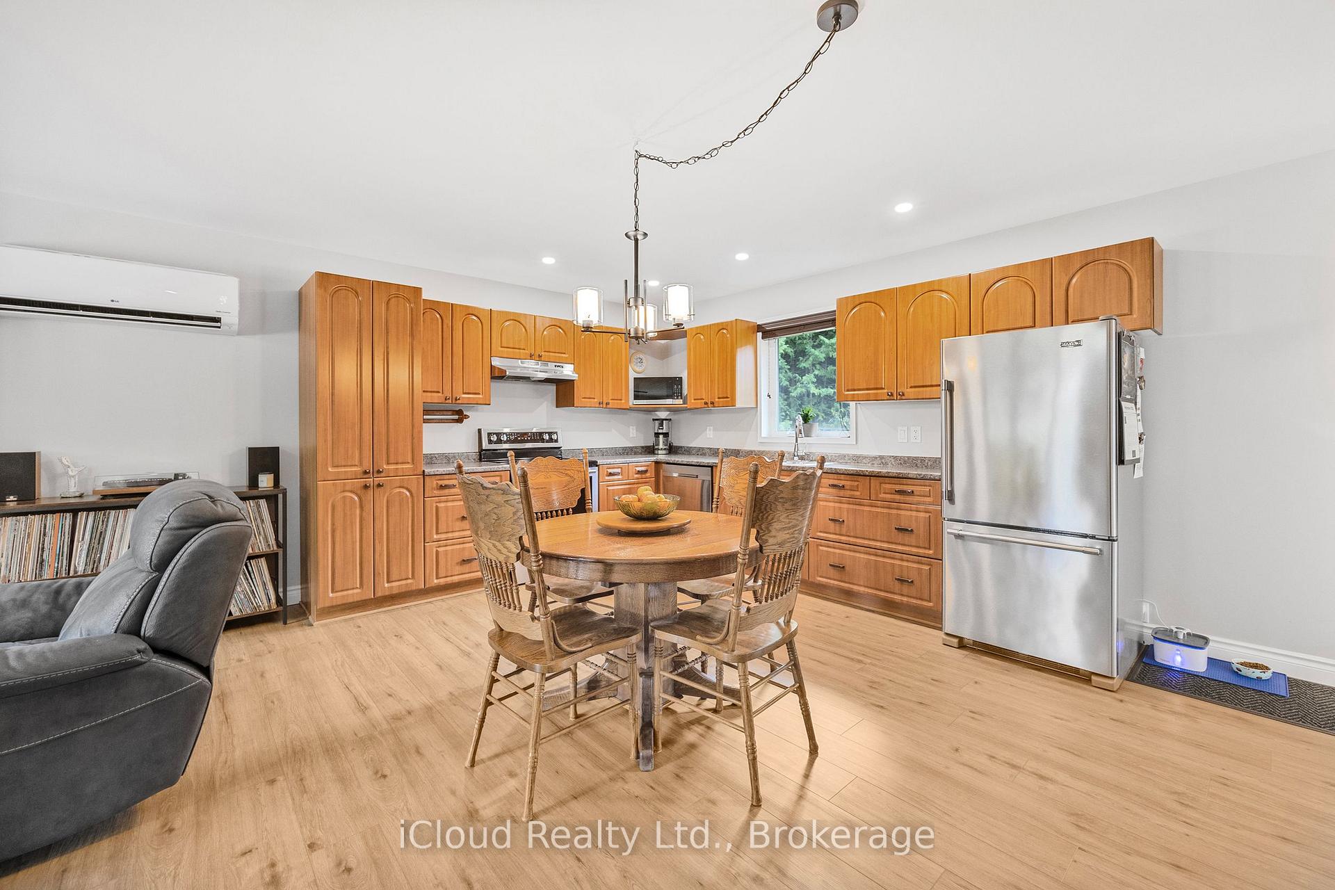 Photo 15 of 414156 41 b sideroad Street, Grey Highlands — HOMEH