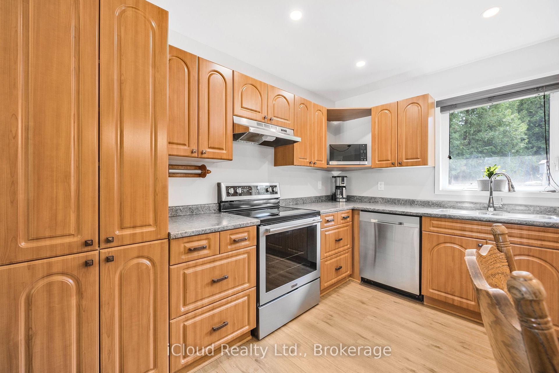 Photo 16 of 414156 41 b sideroad Street, Grey Highlands — HOMEH