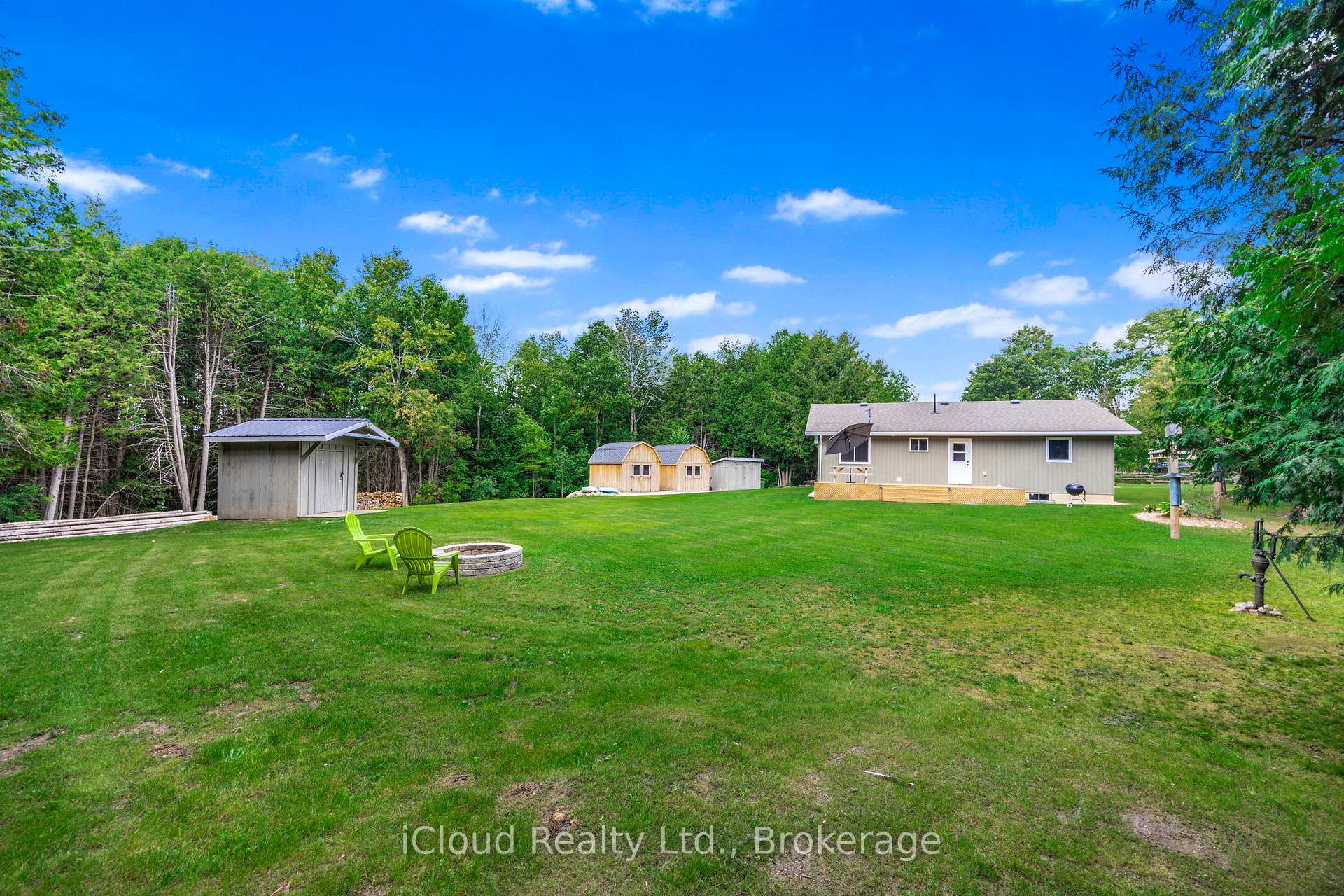 Photo 33 of 414156 41 b sideroad Street, Grey Highlands — HOMEH