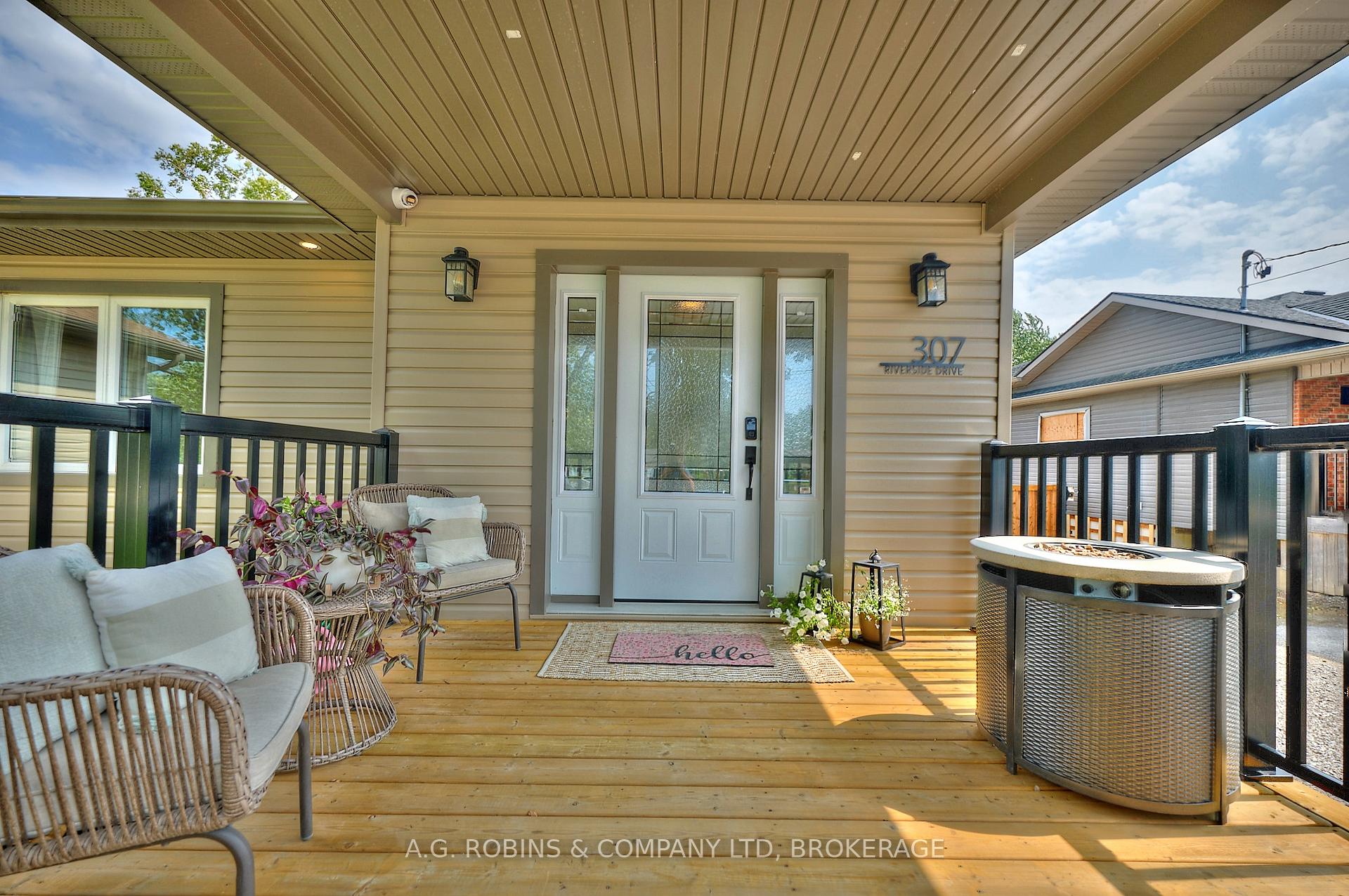 Photo 6 of 307 Riverside Drive, Welland, Prince Charles — HOMEH