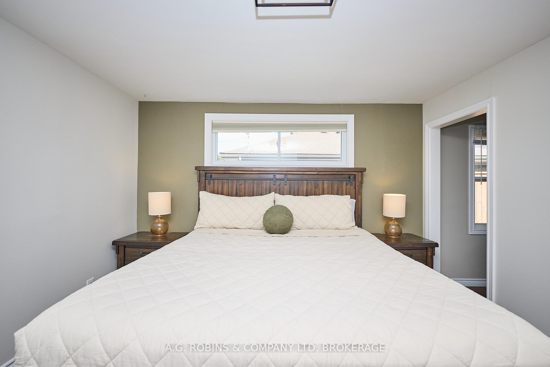 Photo 19 of 307 Riverside Drive, Welland, Prince Charles — HOMEH