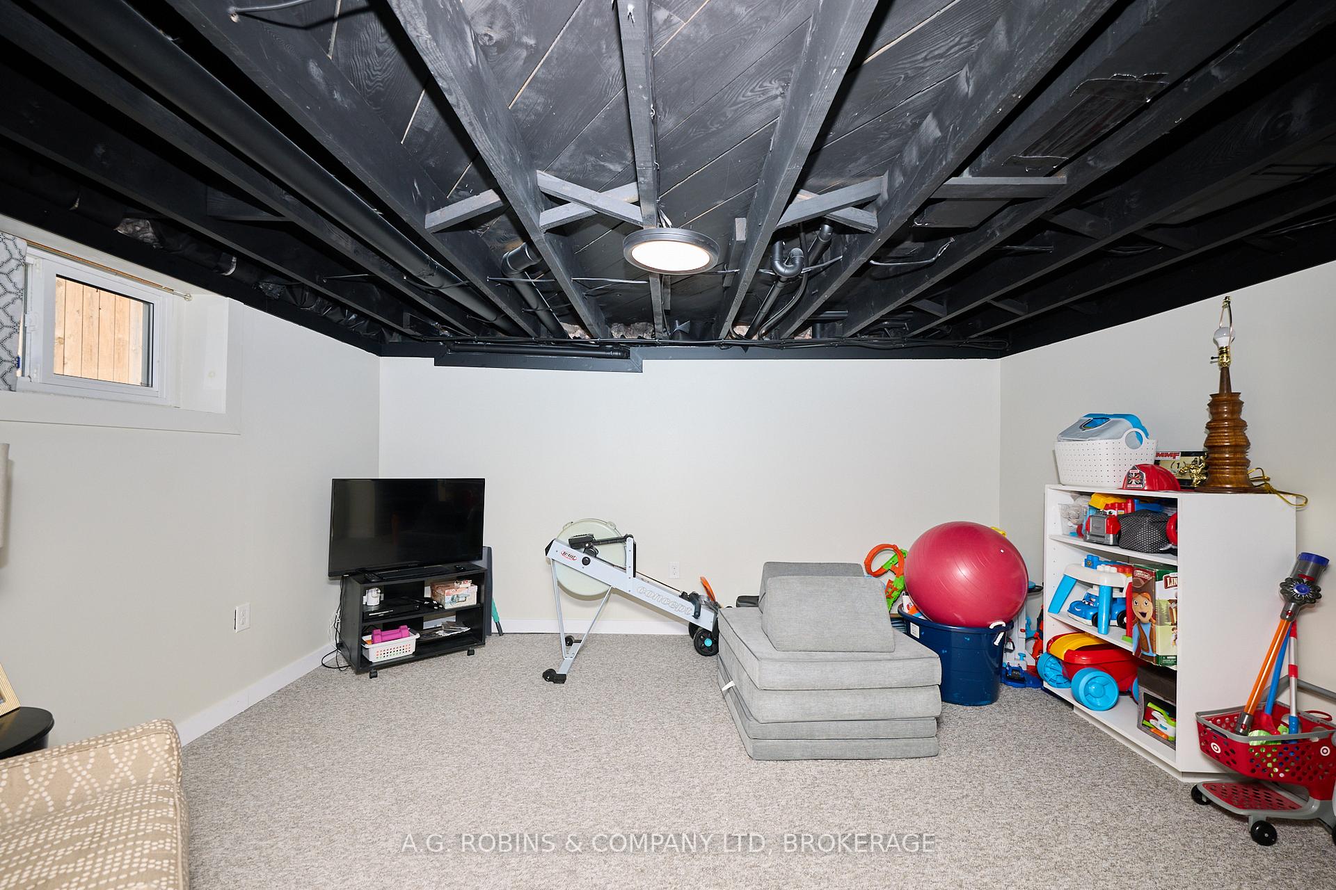 Photo 26 of 307 Riverside Drive, Welland, Prince Charles — HOMEH
