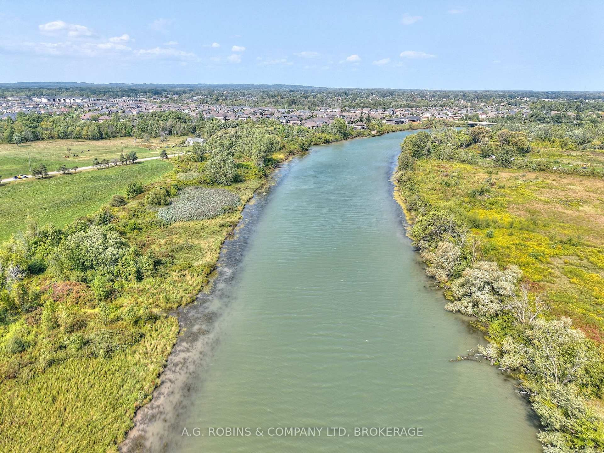 Photo 41 of 307 Riverside Drive, Welland, Prince Charles — HOMEH