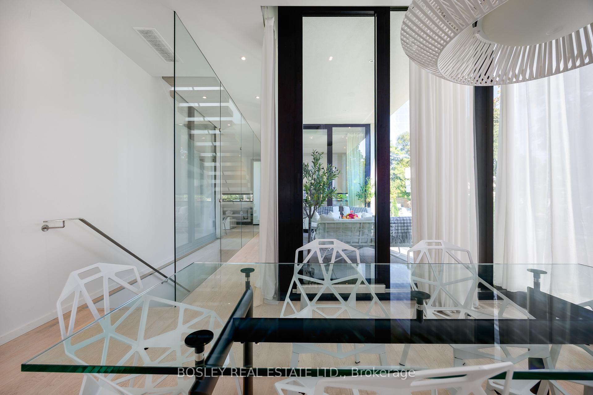 Photo 20 of 147 Hanson Street, Toronto, Woodbine Corridor — HOMEH