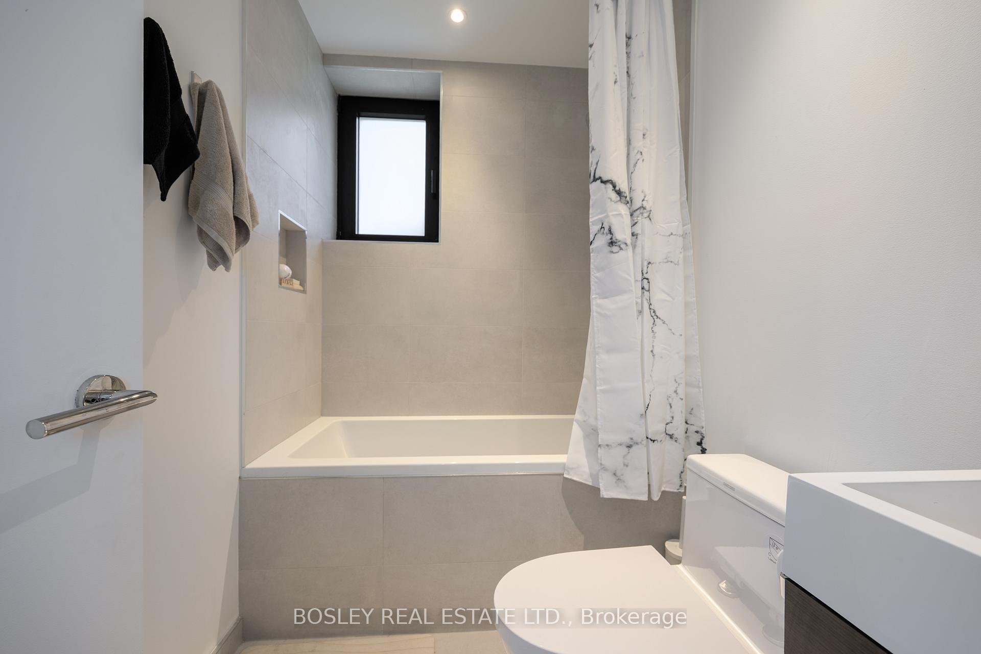 Photo 29 of 147 Hanson Street, Toronto, Woodbine Corridor — HOMEH
