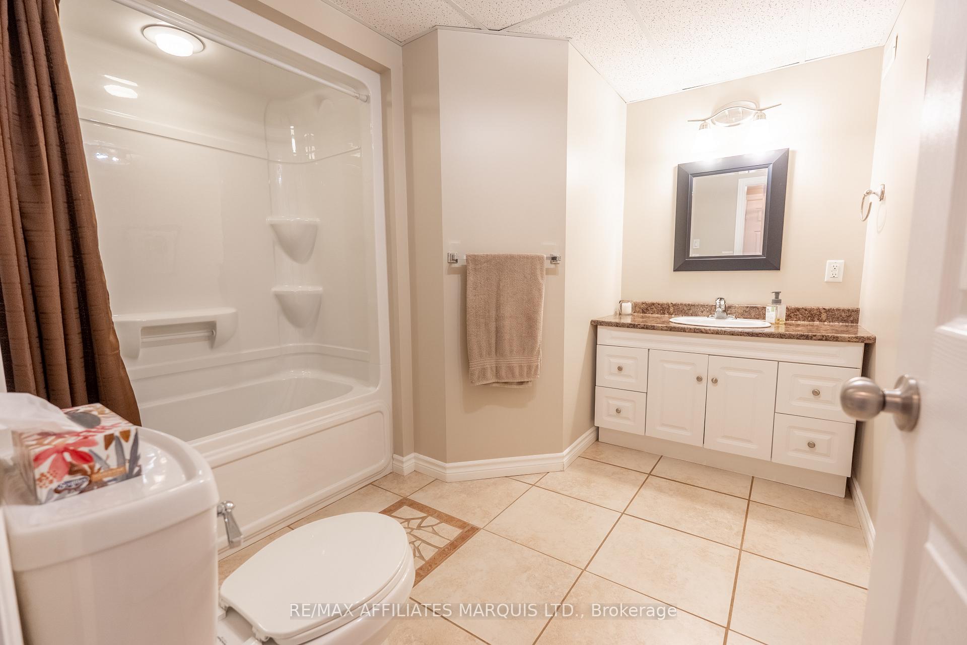 Photo 25 of 18608 Grandview Crescent, South Glengarry, South Glengarry (Charlottenburgh) Twp — HOMEH