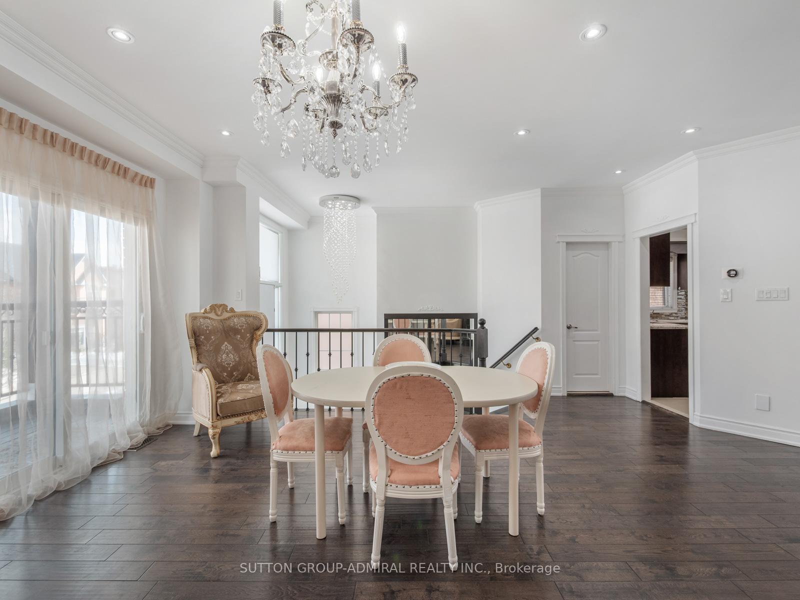 Photo 5 of 20 Pietro Drive, Vaughan, Vellore Village — HOMEH