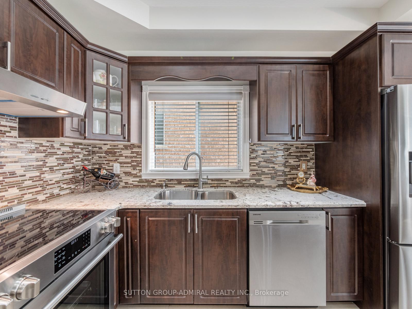 Photo 7 of 20 Pietro Drive, Vaughan, Vellore Village — HOMEH