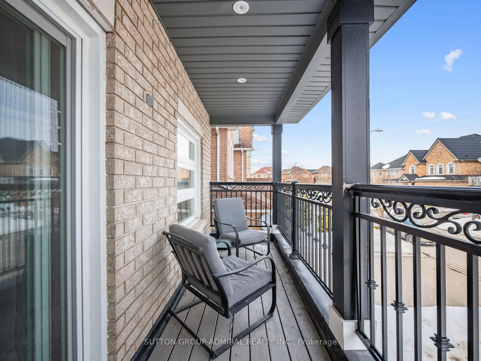 Photo 17 of 20 Pietro Drive, Vaughan, Vellore Village — HOMEH