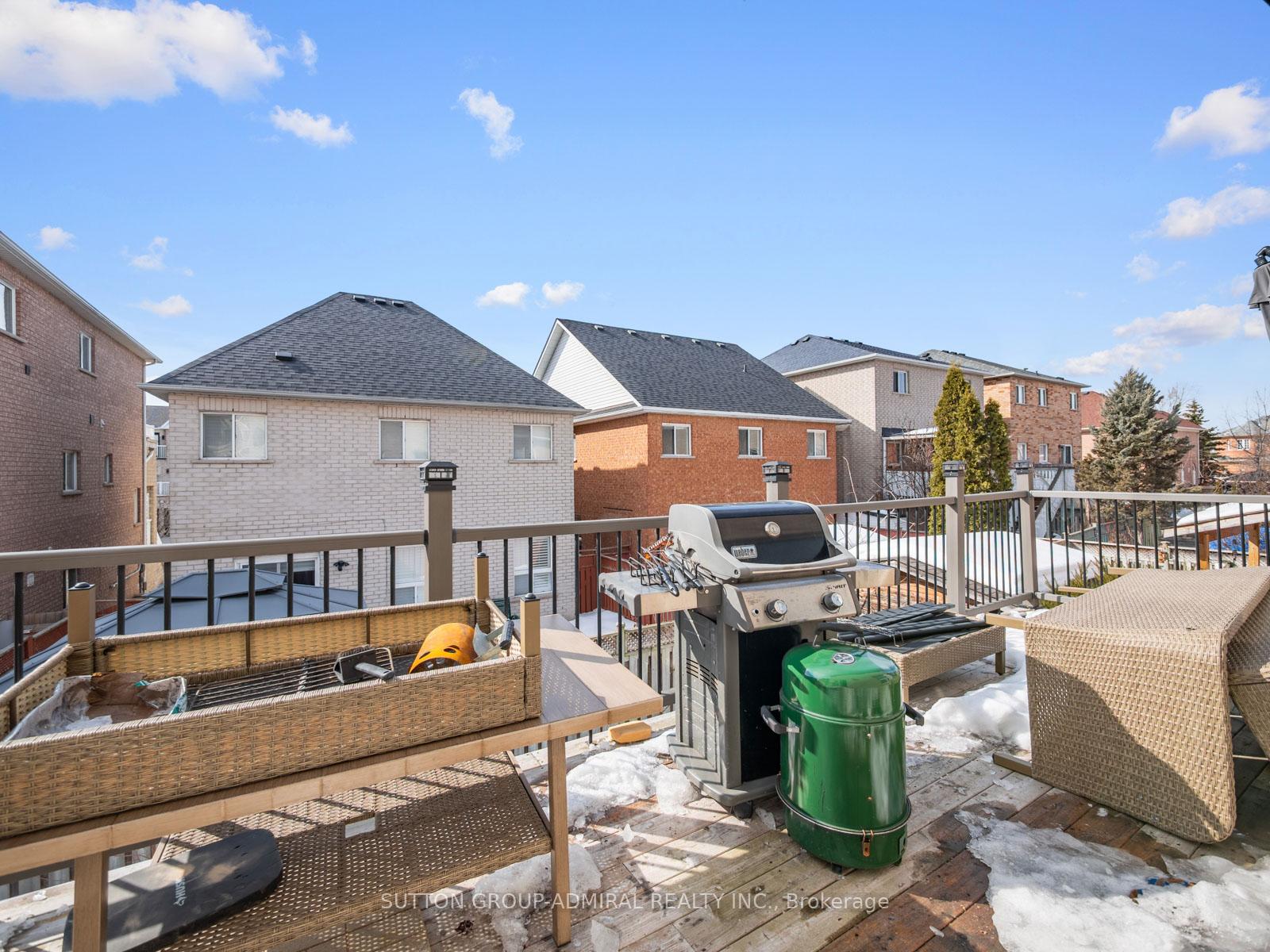 Photo 16 of 20 Pietro Drive, Vaughan, Vellore Village — HOMEH