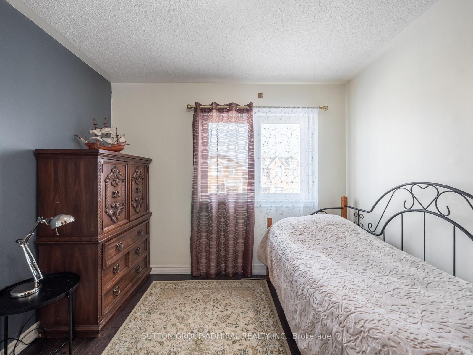Photo 26 of 20 Pietro Drive, Vaughan, Vellore Village — HOMEH