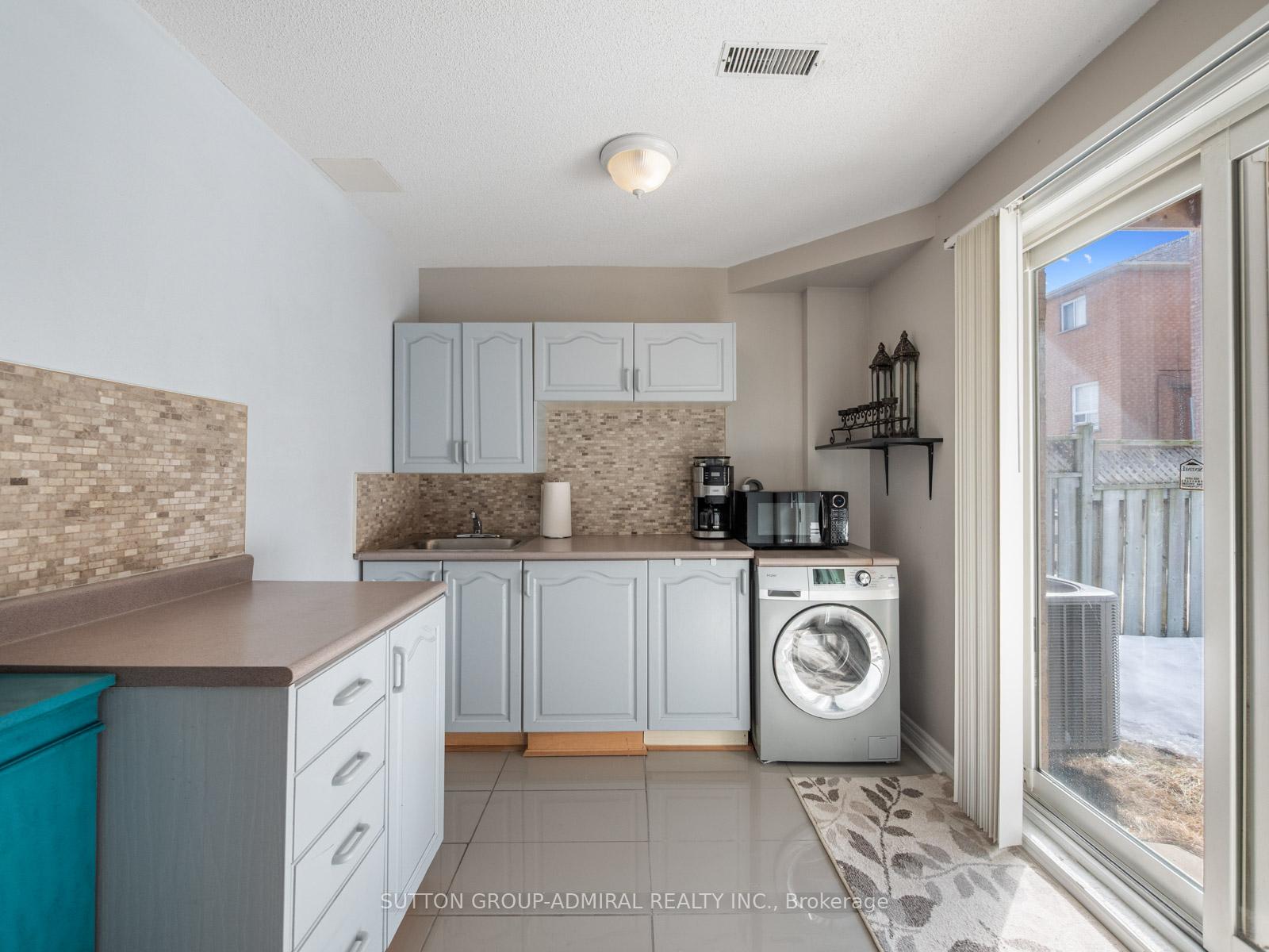 Photo 35 of 20 Pietro Drive, Vaughan, Vellore Village — HOMEH