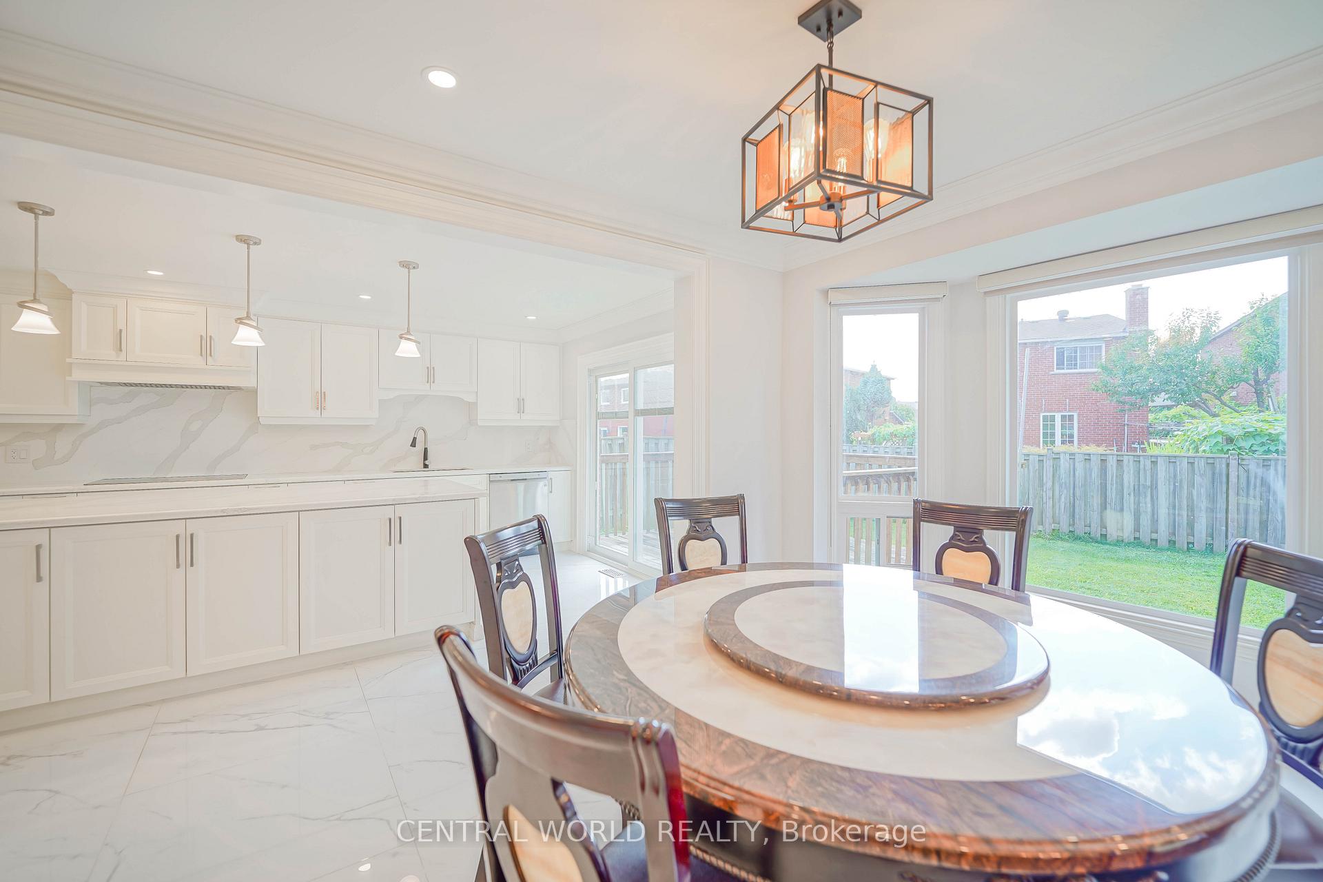 Photo 6 of 28 Teddington Avenue, Markham, Milliken Mills East — HOMEH